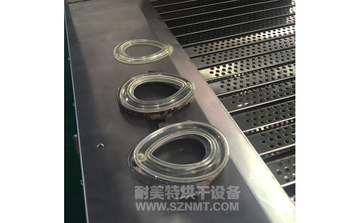 醫療行業(yè)呼吸面罩成型固化不銹鋼隧道爐 醫療行業(yè)呼吸面罩成型固化不銹鋼隧道爐