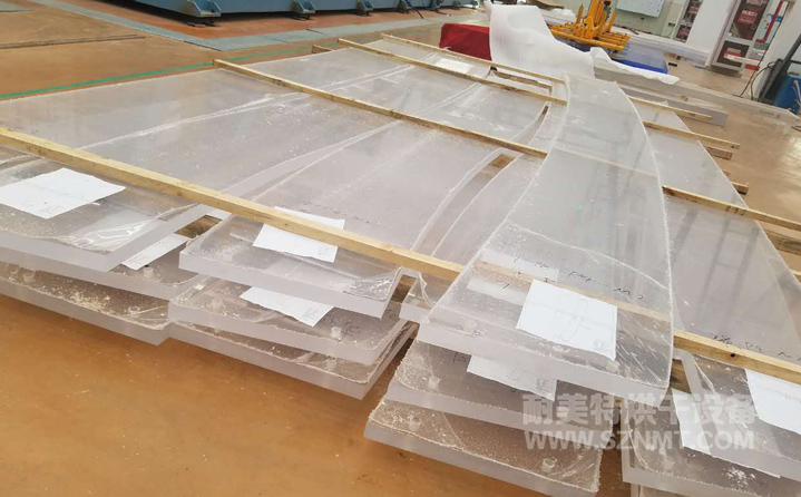 亞克力熱彎對開(kāi)門(mén)式加熱推車(chē)烘箱