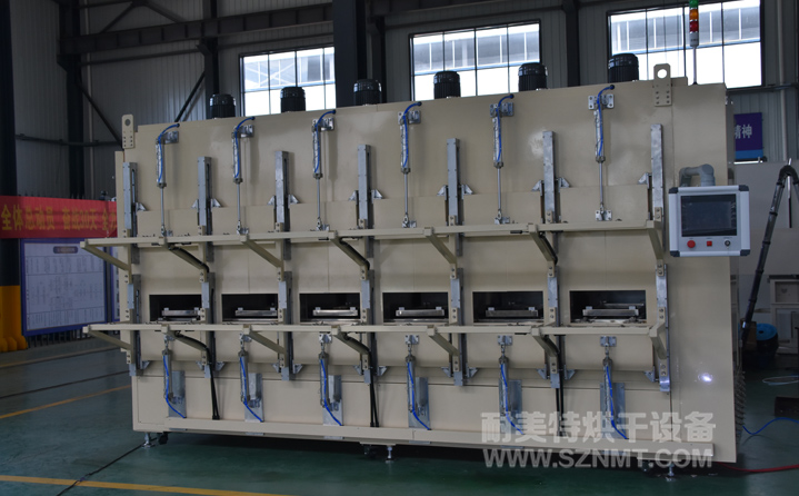 電容行業(yè)自動(dòng)化對接工業(yè)烘箱